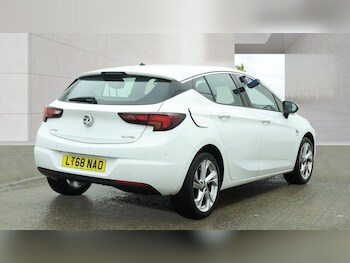 Used Vauxhall Astra 2018 for sale - 78947596: Photo