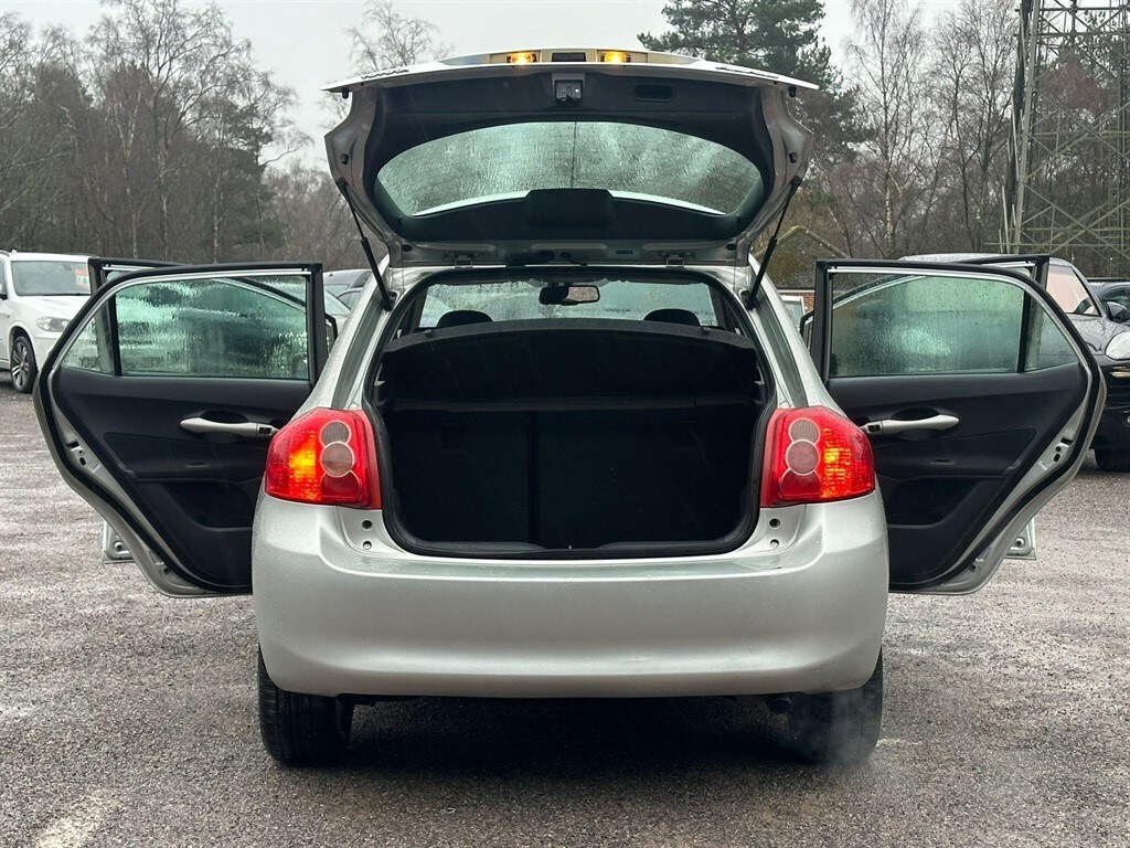 Used Toyota Auris 2008 for sale - 77570374: Photo 32