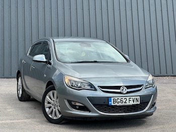 Used Vauxhall Astra 2012 for sale - 79609492: Photo