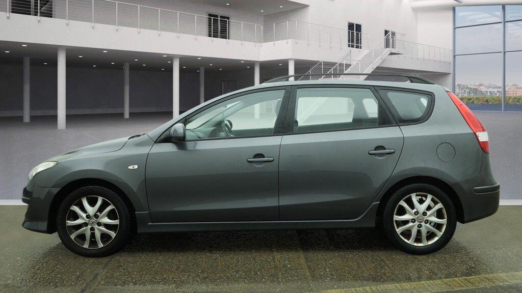 Used Hyundai i30 2011 for sale - 77722869: Photo 6