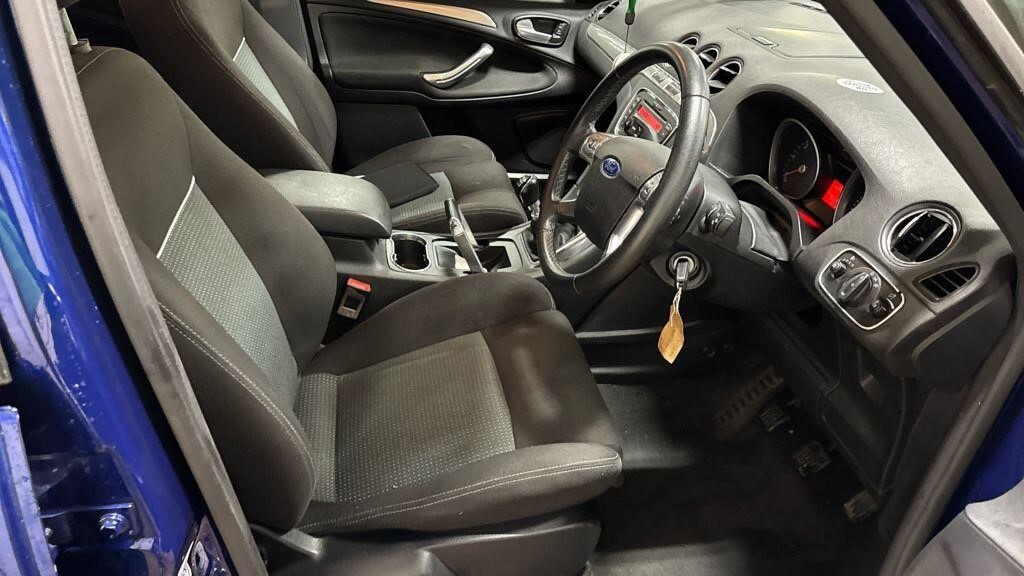 Used Ford S-Max 2013 for sale - 77570376: Photo 5