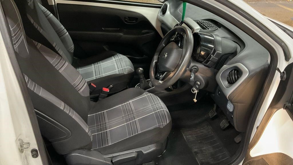 Used Peugeot 108 2017 for sale - 77570323: Photo 14