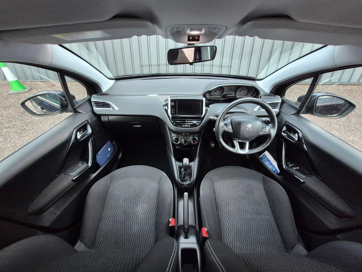 Used Peugeot 208 2019 for sale - 77839119: Photo 10