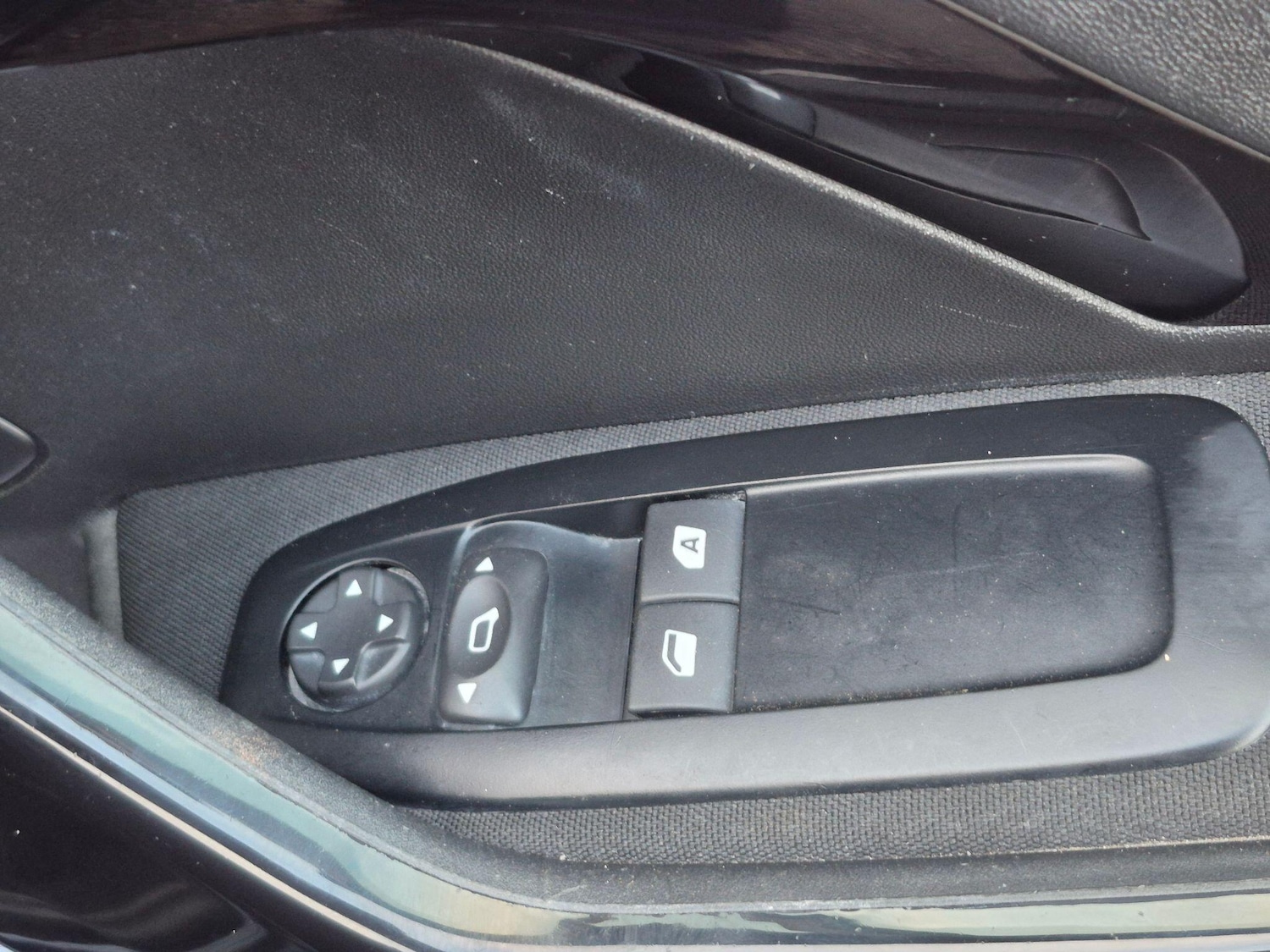 Used Peugeot 208 2019 for sale - 77839119: Photo 28