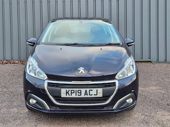 Used Peugeot 208 2019 for sale - 77839119: Photo