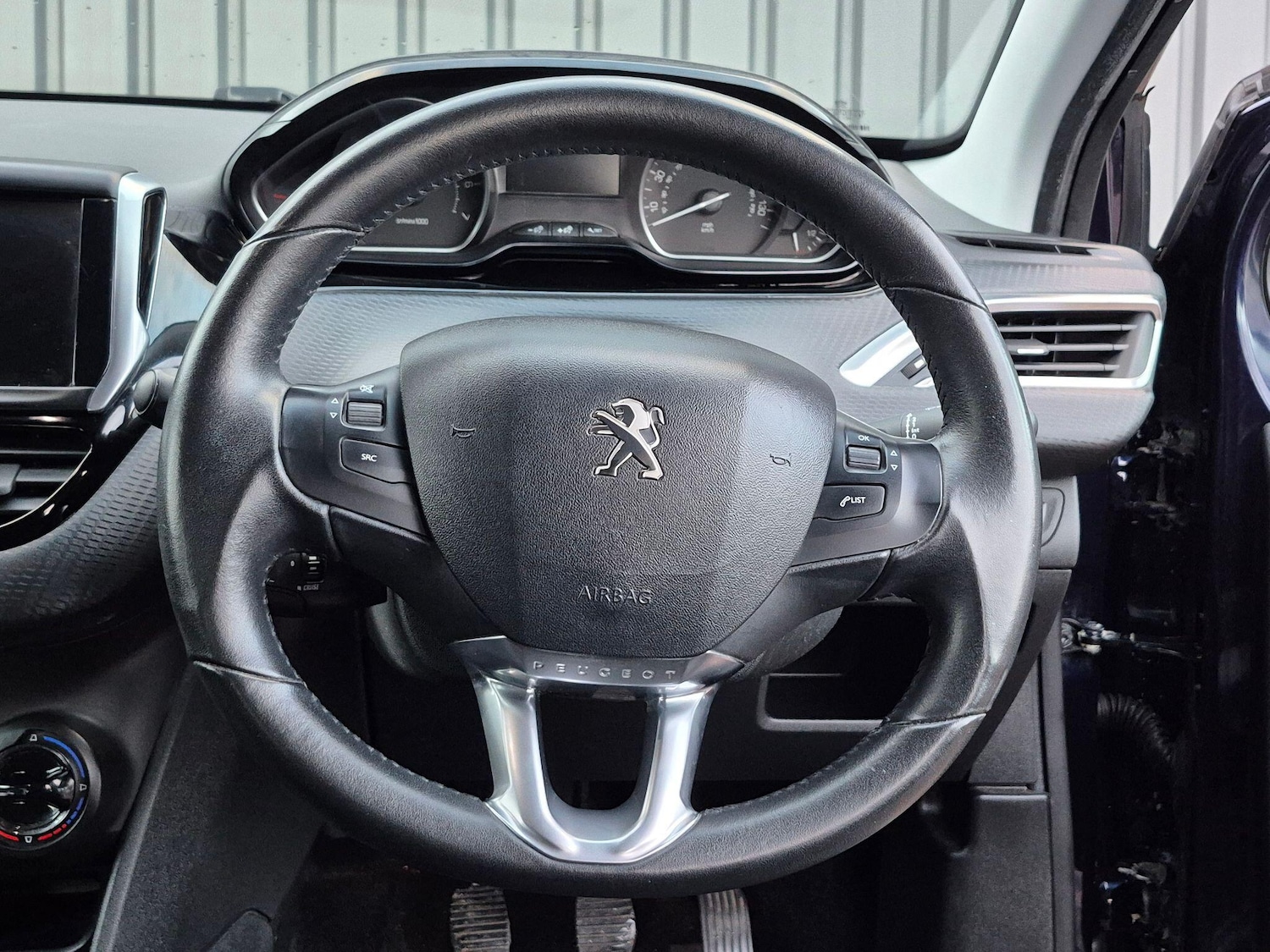 Used Peugeot 208 2019 for sale - 77839119: Photo 44