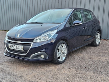 Used Peugeot 208 2019 for sale - 77839119: Photo