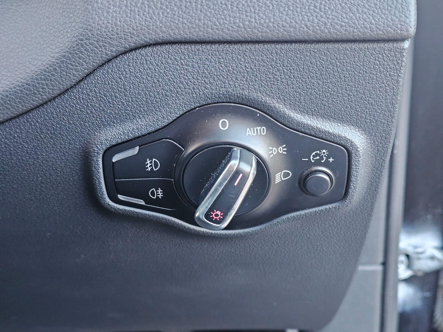 Used Audi Q5 2012 for sale - 77783920: Photo 19