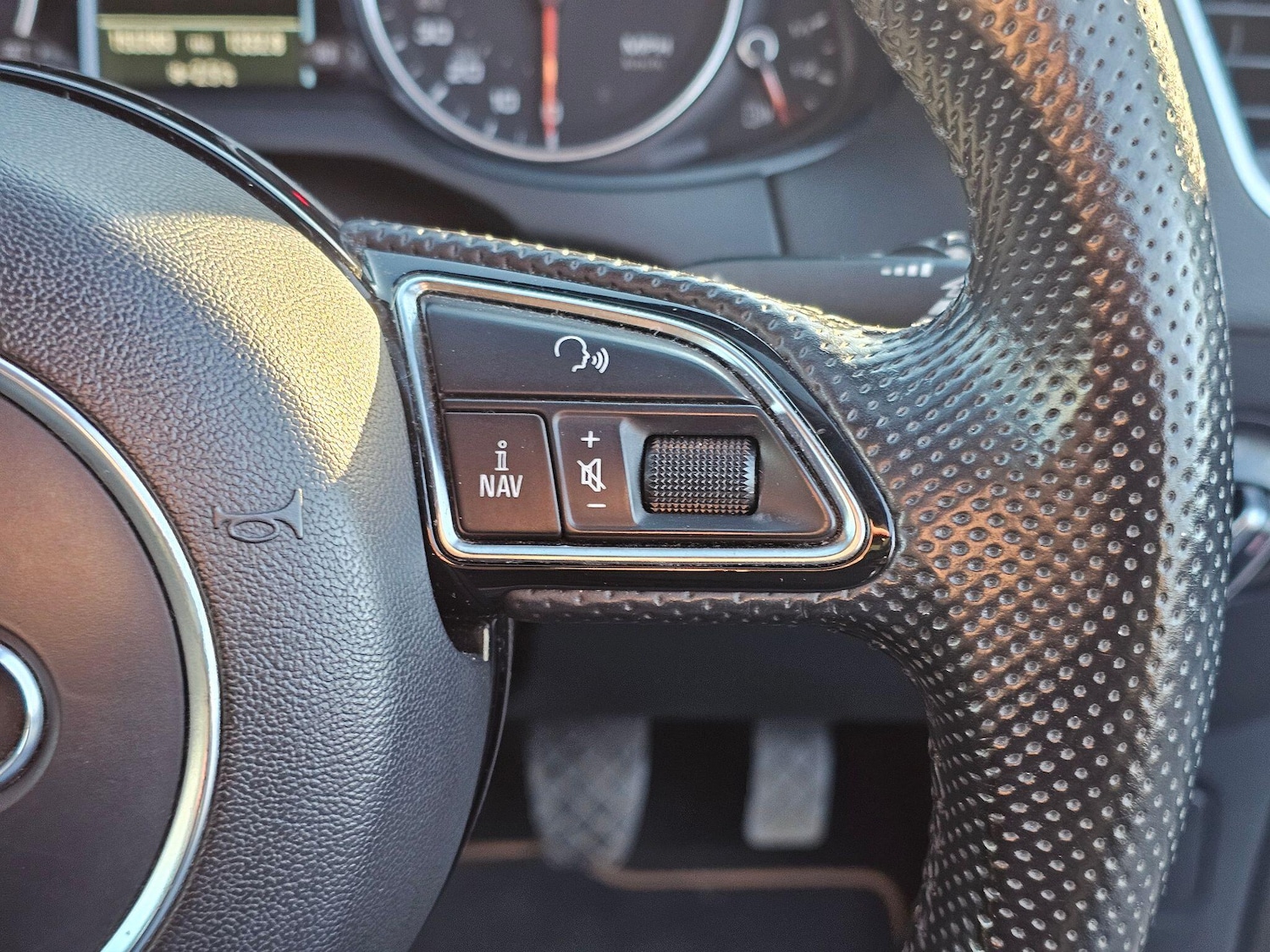 Used Audi Q5 2012 for sale - 77783920: Photo 23