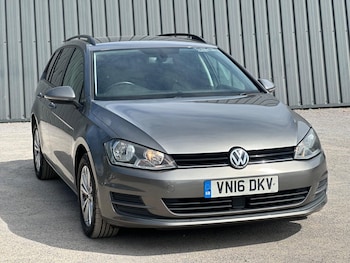 Used Volkswagen Golf 2016 for sale - 79540101: Photo