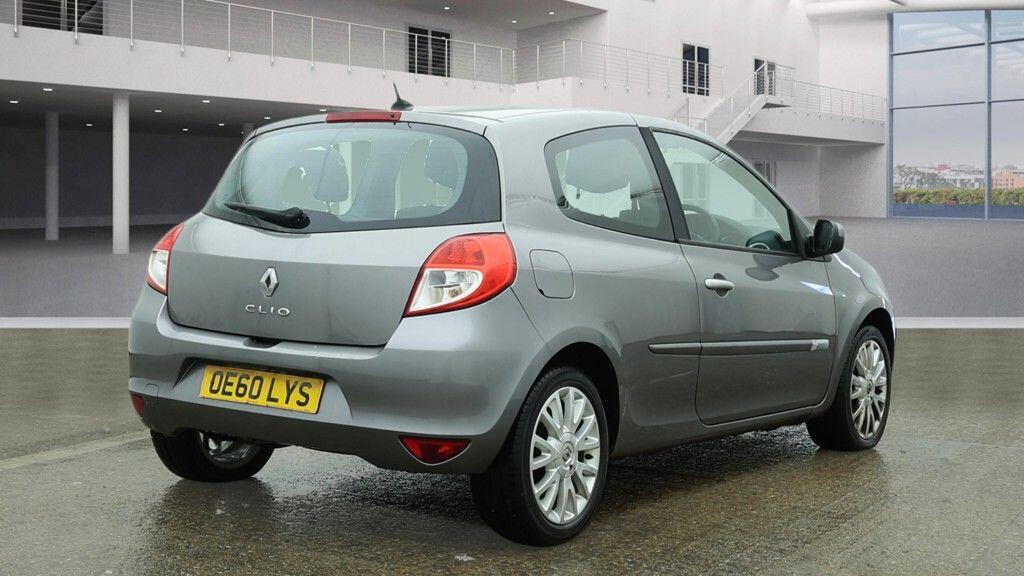 Used Renault Clio 2011 for sale - 77793556: Photo 5