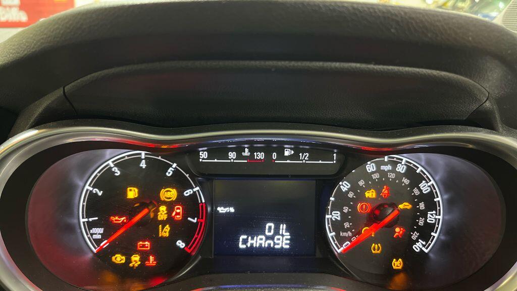 Used Vauxhall Viva 2016 for sale - 77982519: Photo 12