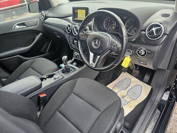 Used Mercedes-Benz B Class 2012 for sale - 78797357: Photo