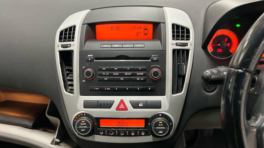 Used Kia Ceed 2009 for sale - 77737837: Photo 11