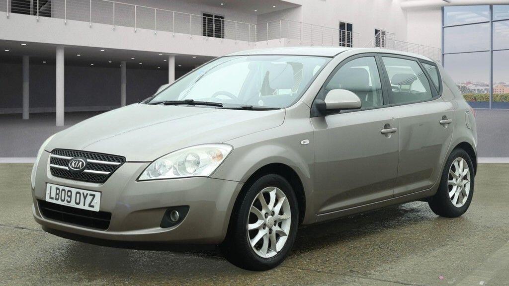 Used Kia Ceed 2009 for sale - 77737837: Photo 2
