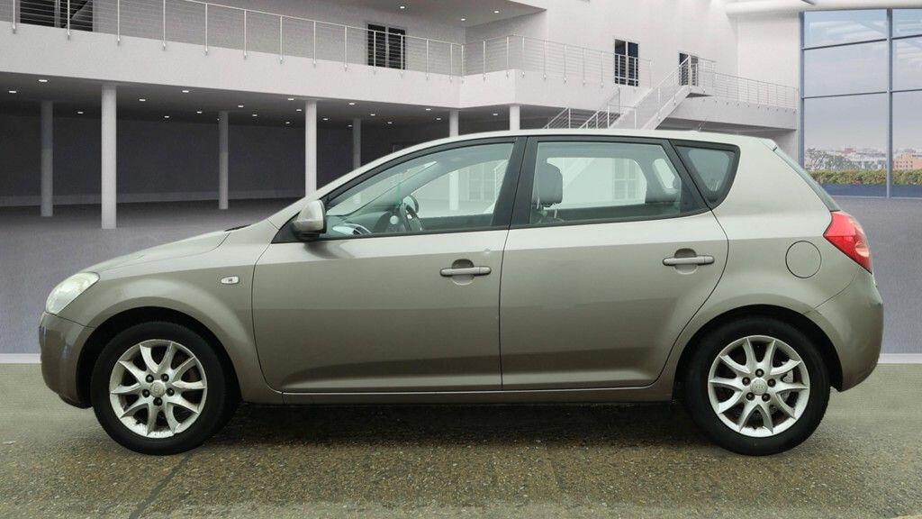 Used Kia Ceed 2009 for sale - 77737837: Photo 6