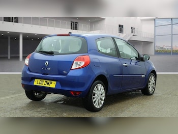 Used Renault Clio 2011 for sale - 77737510: Photo