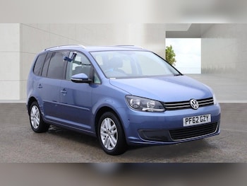 Used Volkswagen Touran 2013 for sale - 79540811: Photo