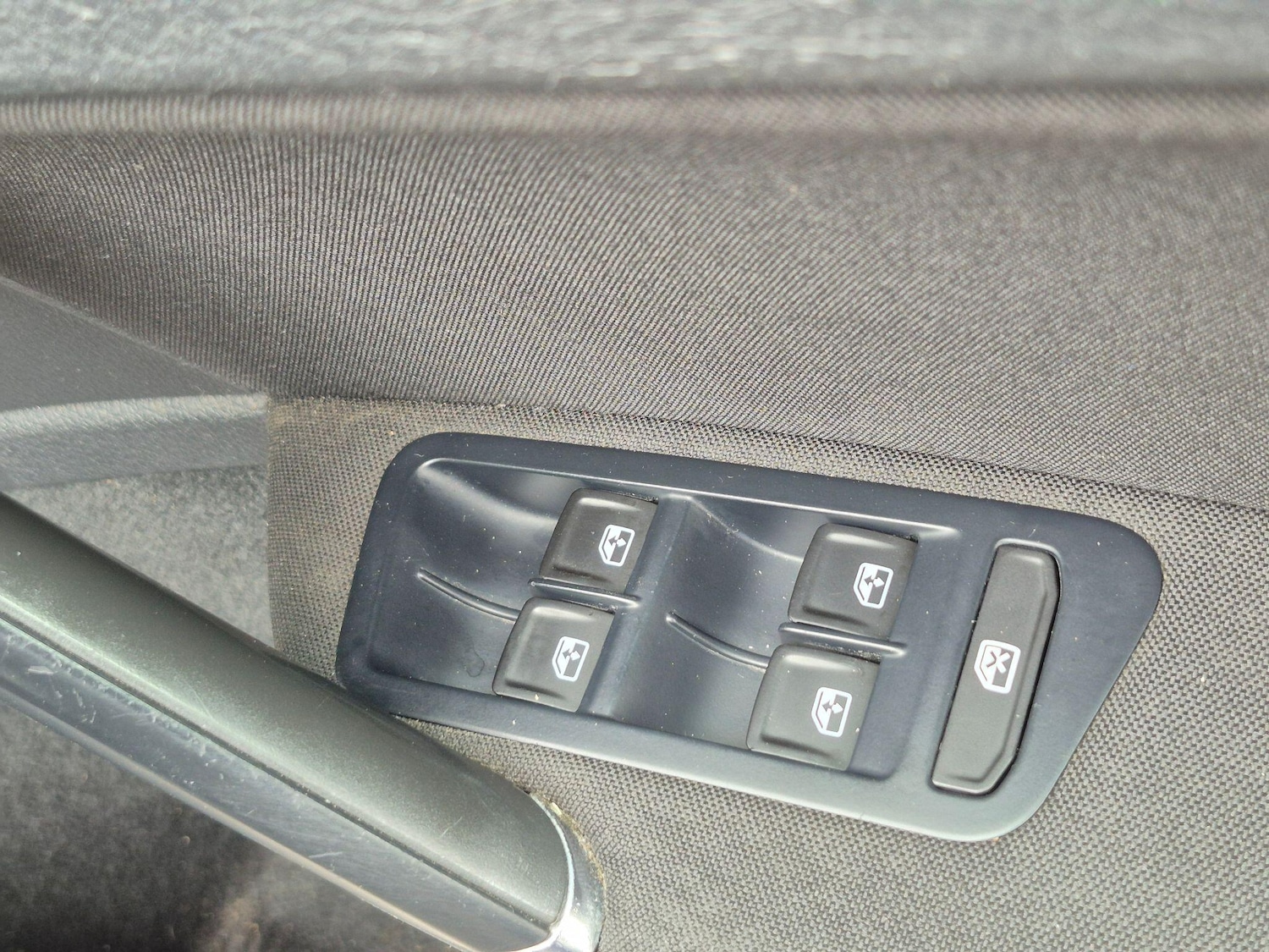 Used Volkswagen Golf 2017 for sale - 77798985: Photo 20