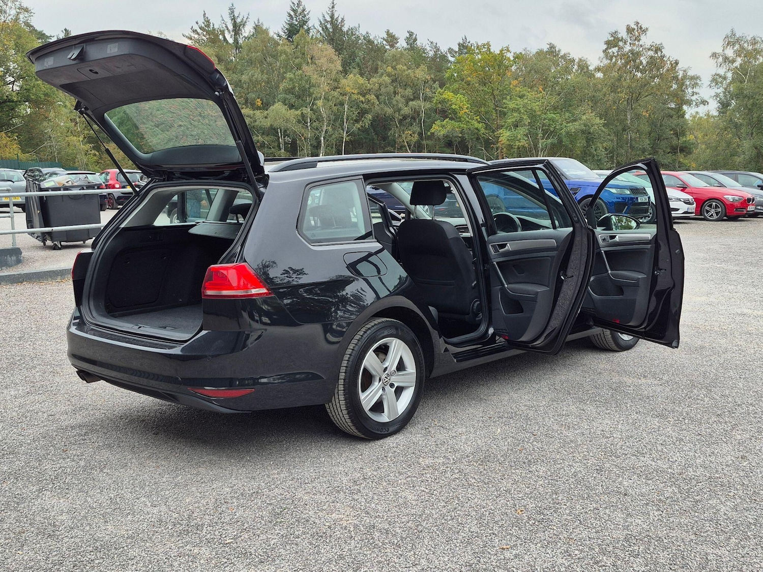 Used Volkswagen Golf 2017 for sale - 77798985: Photo 45