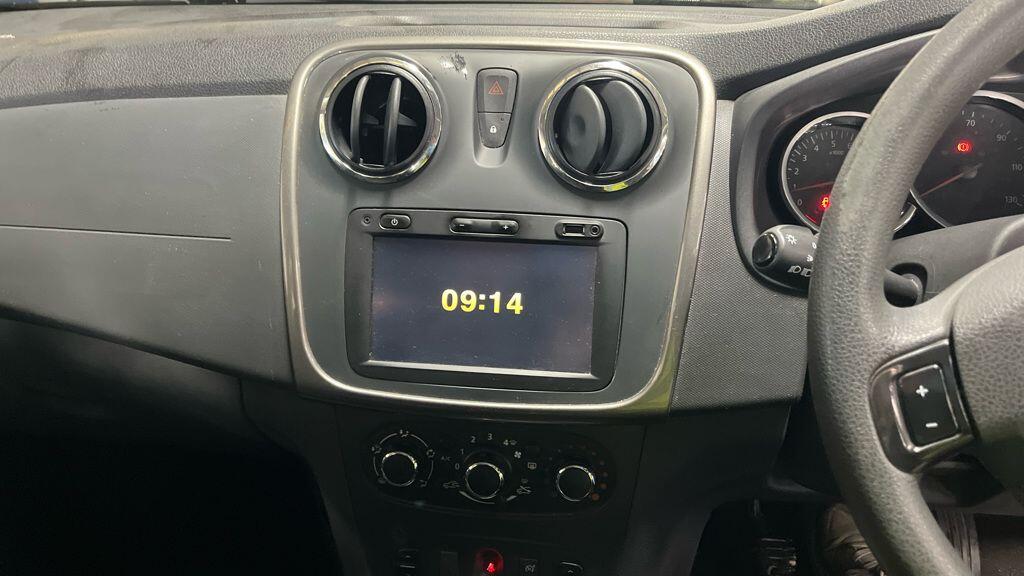 Used Dacia Logan MCV 2015 for sale - 78157677: Photo 11