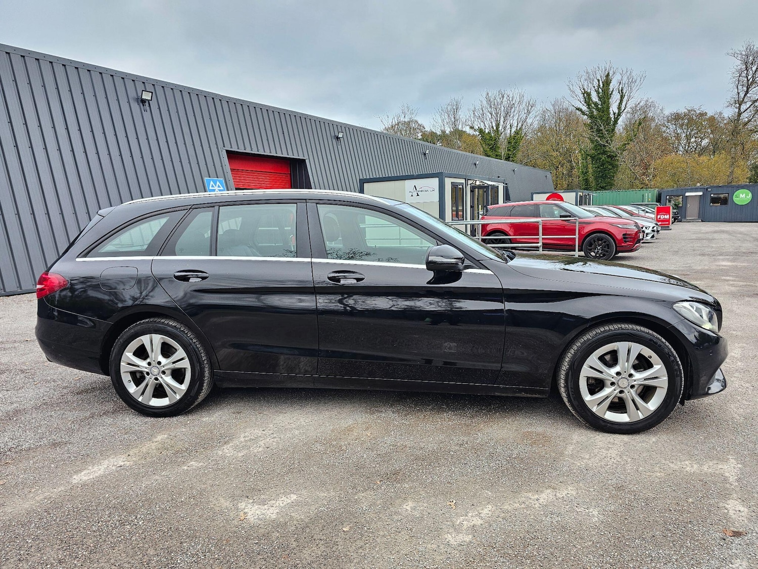 Used Mercedes-Benz C Class 2015 for sale - 77883359: Photo 13