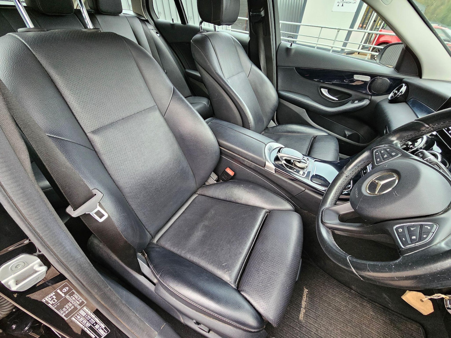 Used Mercedes-Benz C Class 2015 for sale - 77883359: Photo 18