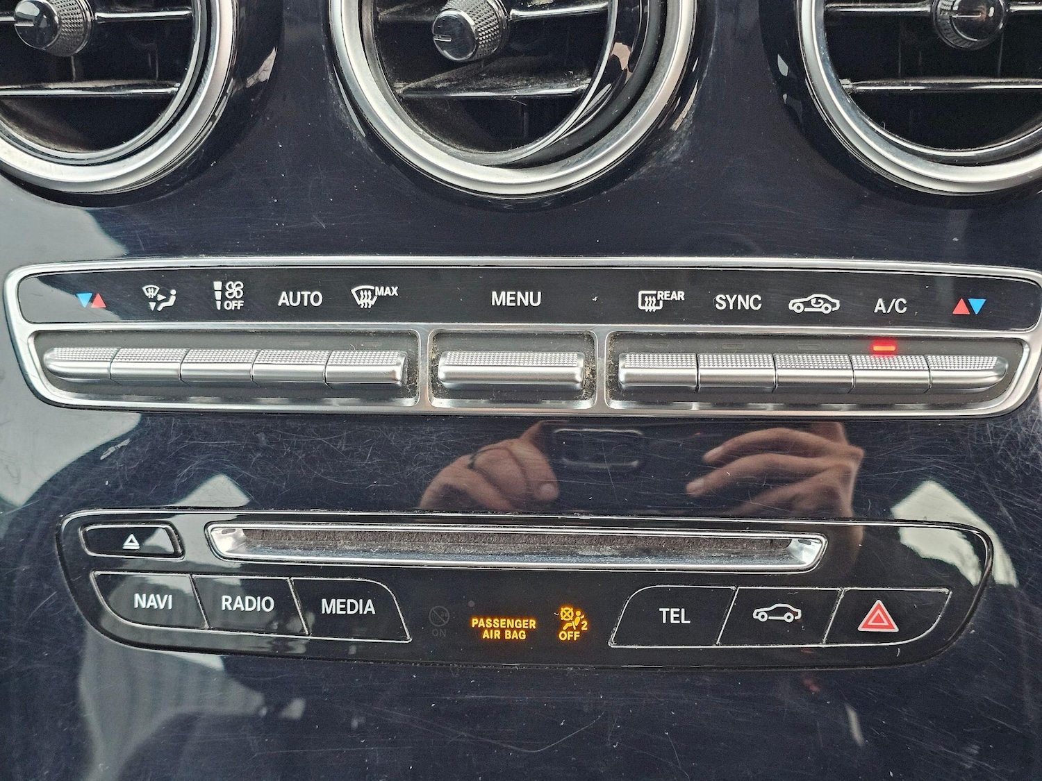 Used Mercedes-Benz C Class 2015 for sale - 77883359: Photo 25