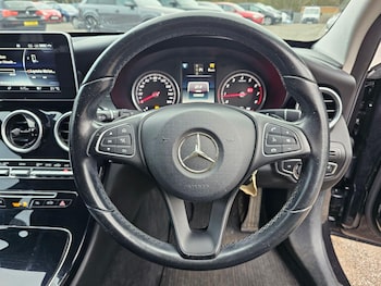 Used Mercedes-Benz C Class 2015 for sale - 77883359: Photo