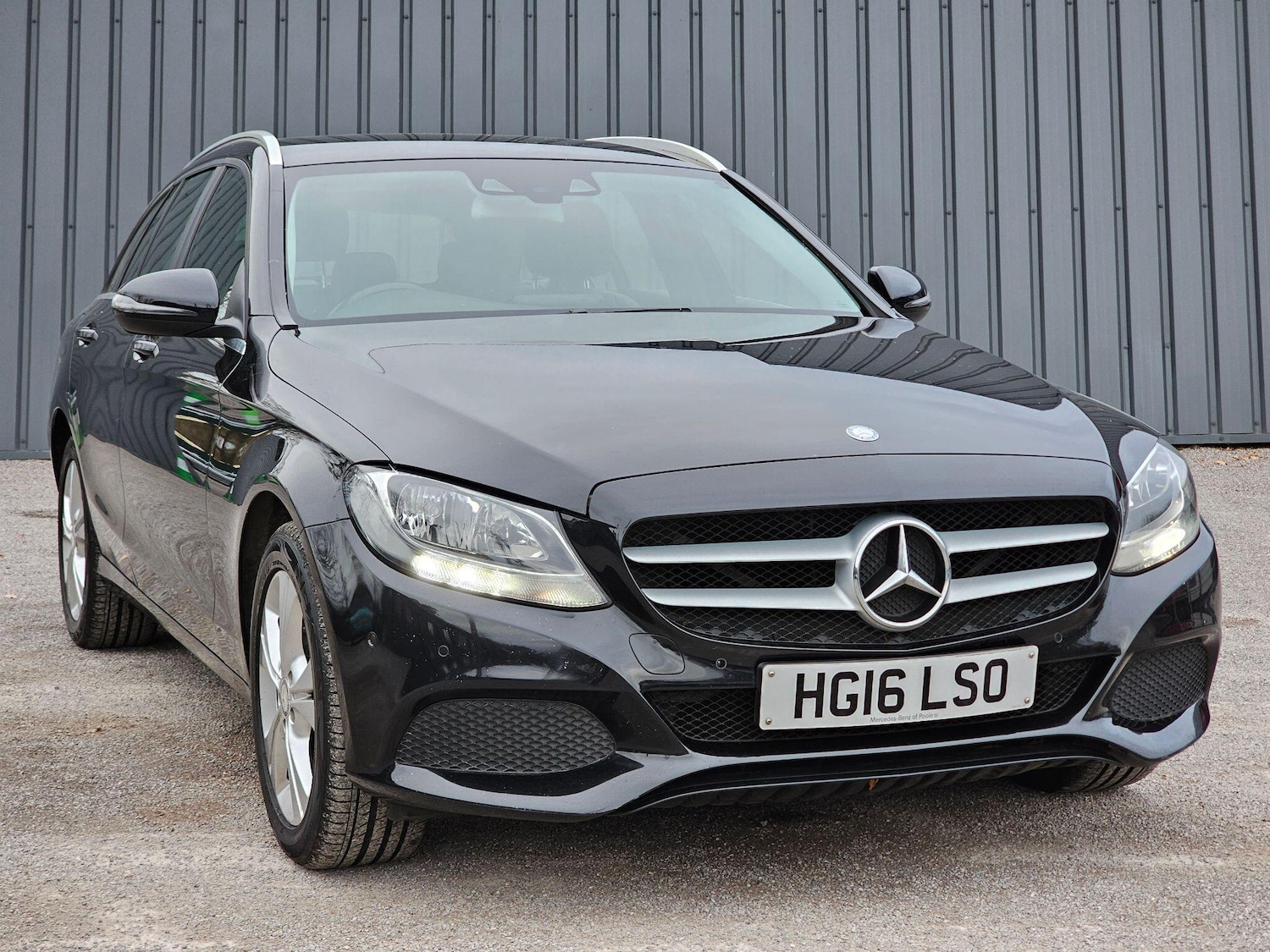 Used Mercedes-Benz C Class 2015 for sale - 77883359: Photo 6