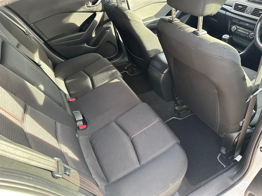 Used Mazda Mazda3 2017 for sale - 77570368: Photo 19