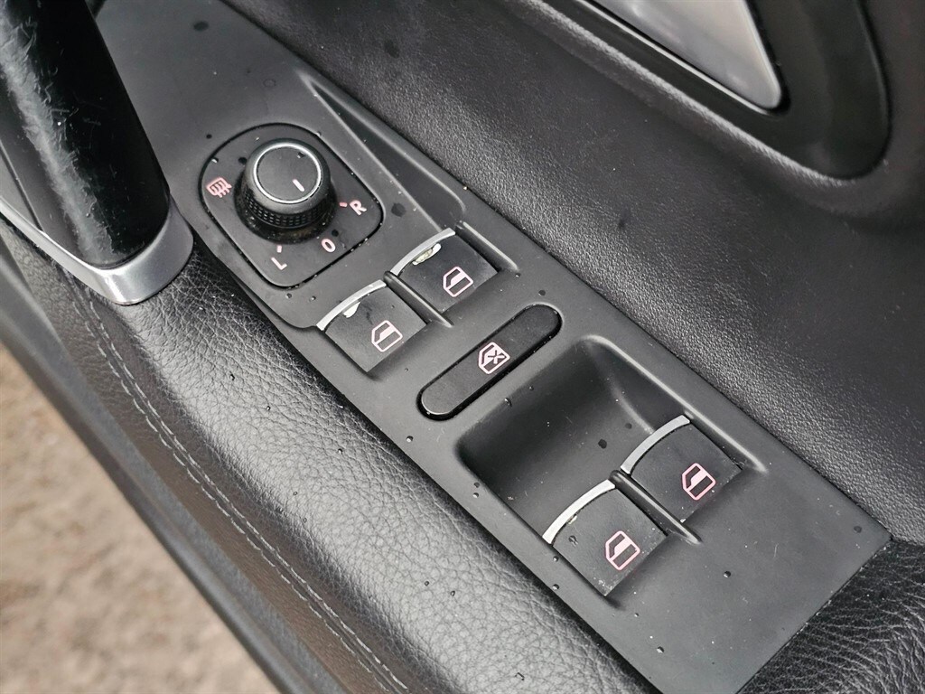 Used Volkswagen CC 2015 for sale - 77570345: Photo 17