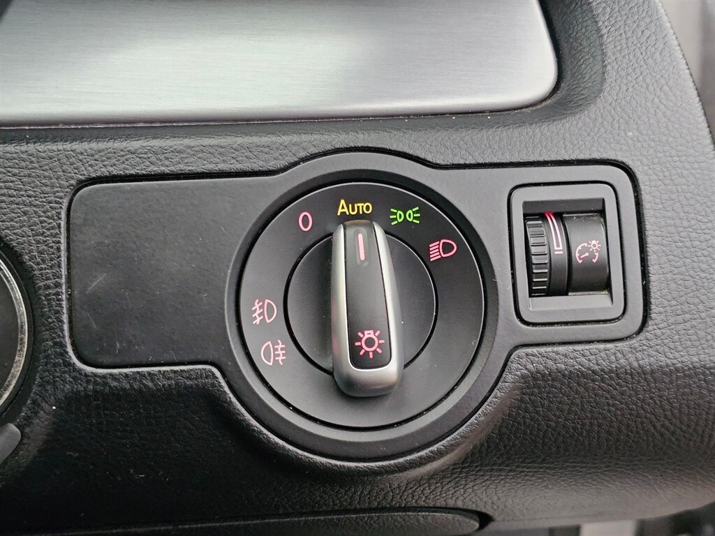 Used Volkswagen CC 2015 for sale - 77570345: Photo 19