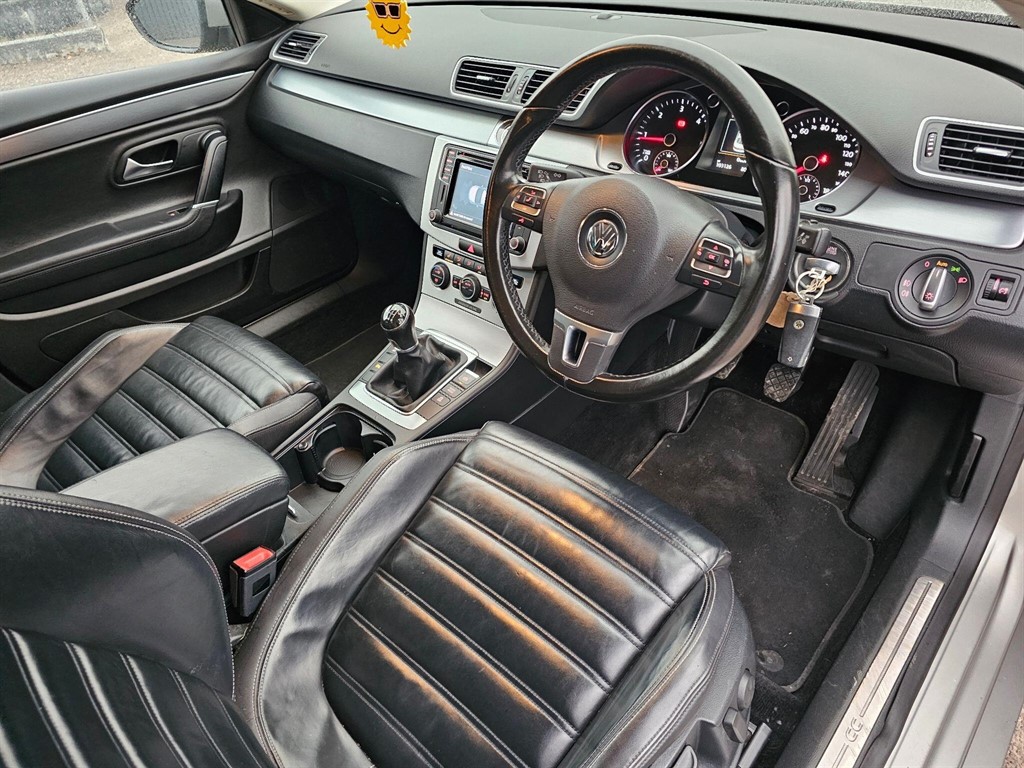 Used Volkswagen CC 2015 for sale - 77570345: Photo 2