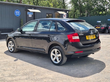 Used Skoda Rapid Spaceback 2017 for sale - 79025923: Photo