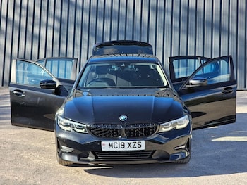 Used BMW 3 Series 2019 for sale - 79471610: Photo