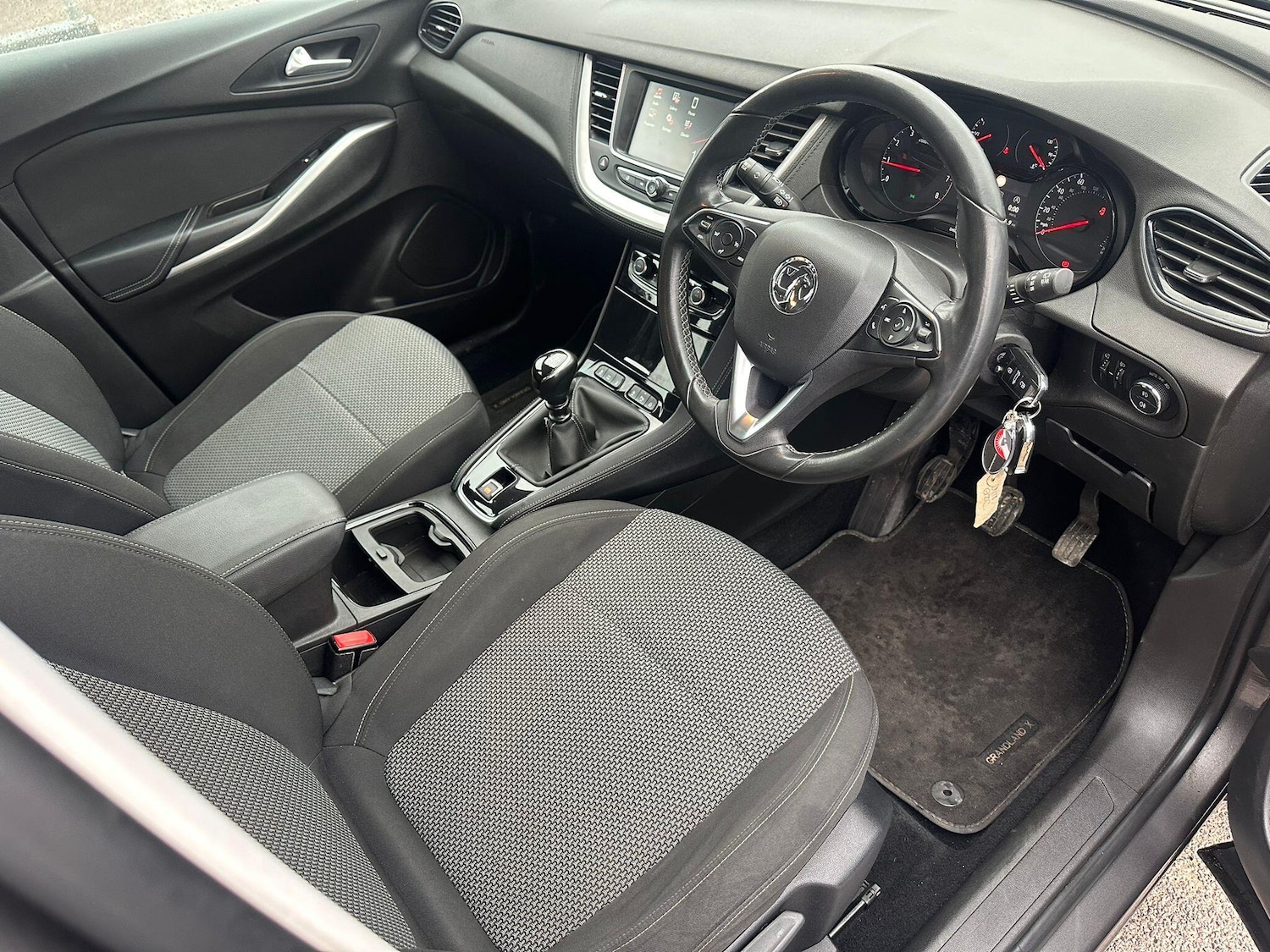 Used Vauxhall Grandland X 2018 for sale - 77646490: Photo 2