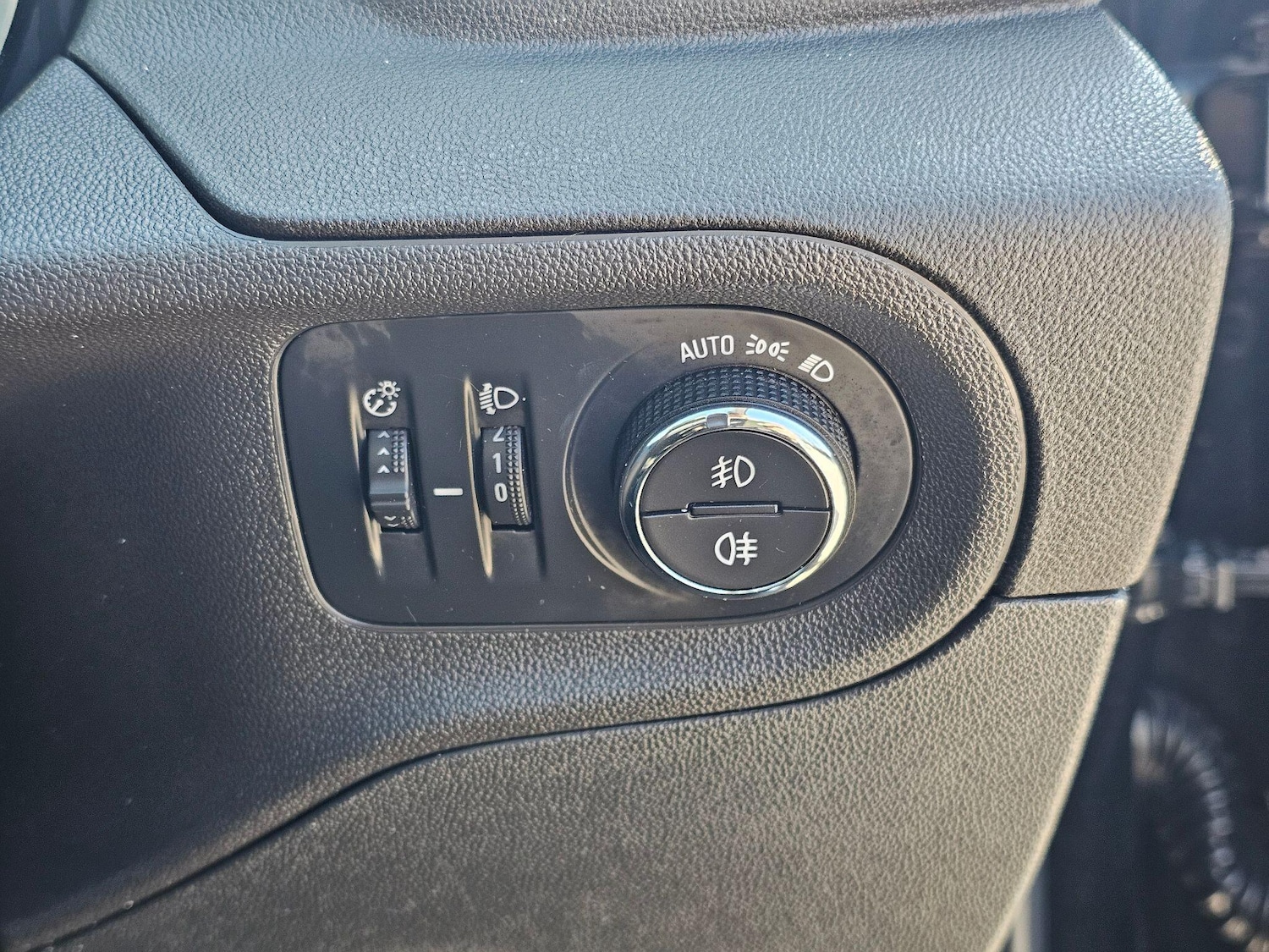 Used Vauxhall Grandland X 2018 for sale - 77978068: Photo 17