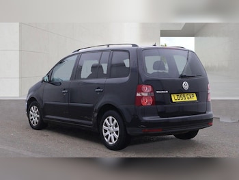 Used Volkswagen Touran 2009 for sale - 79540331: Photo