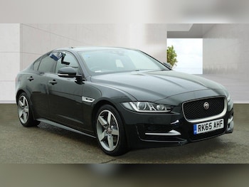 Used Jaguar XE 2015 for sale - 78573166: Photo