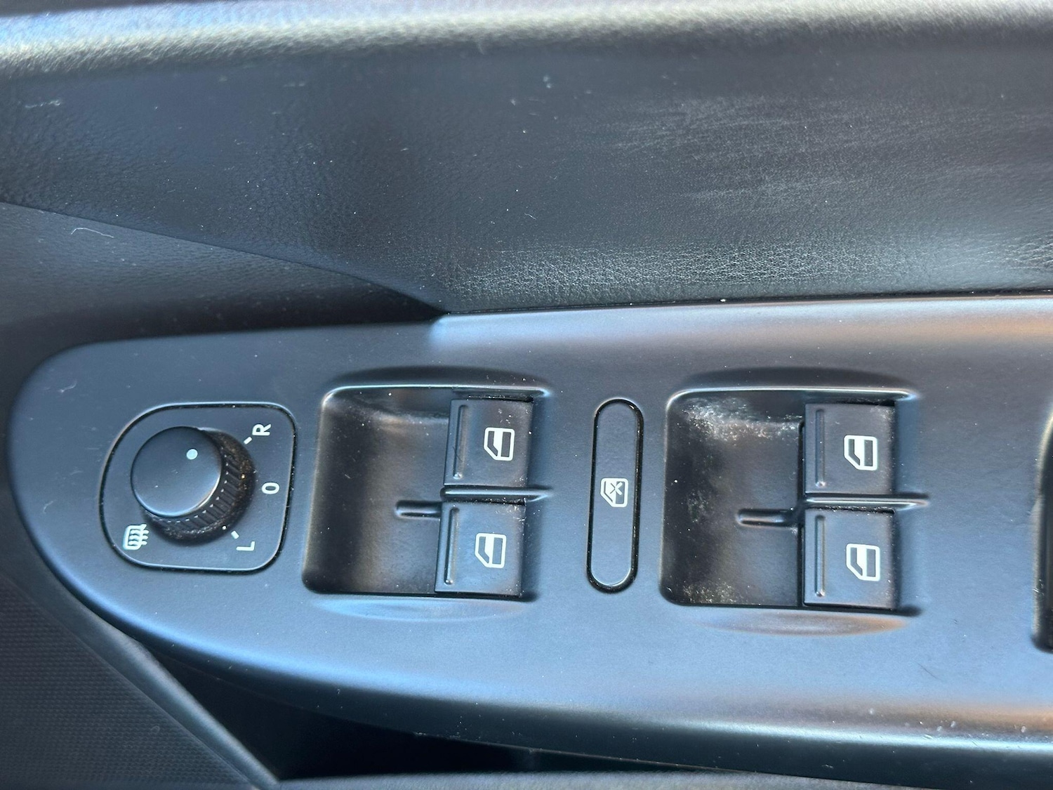 Used Volkswagen Passat 2010 for sale - 78185090: Photo 20