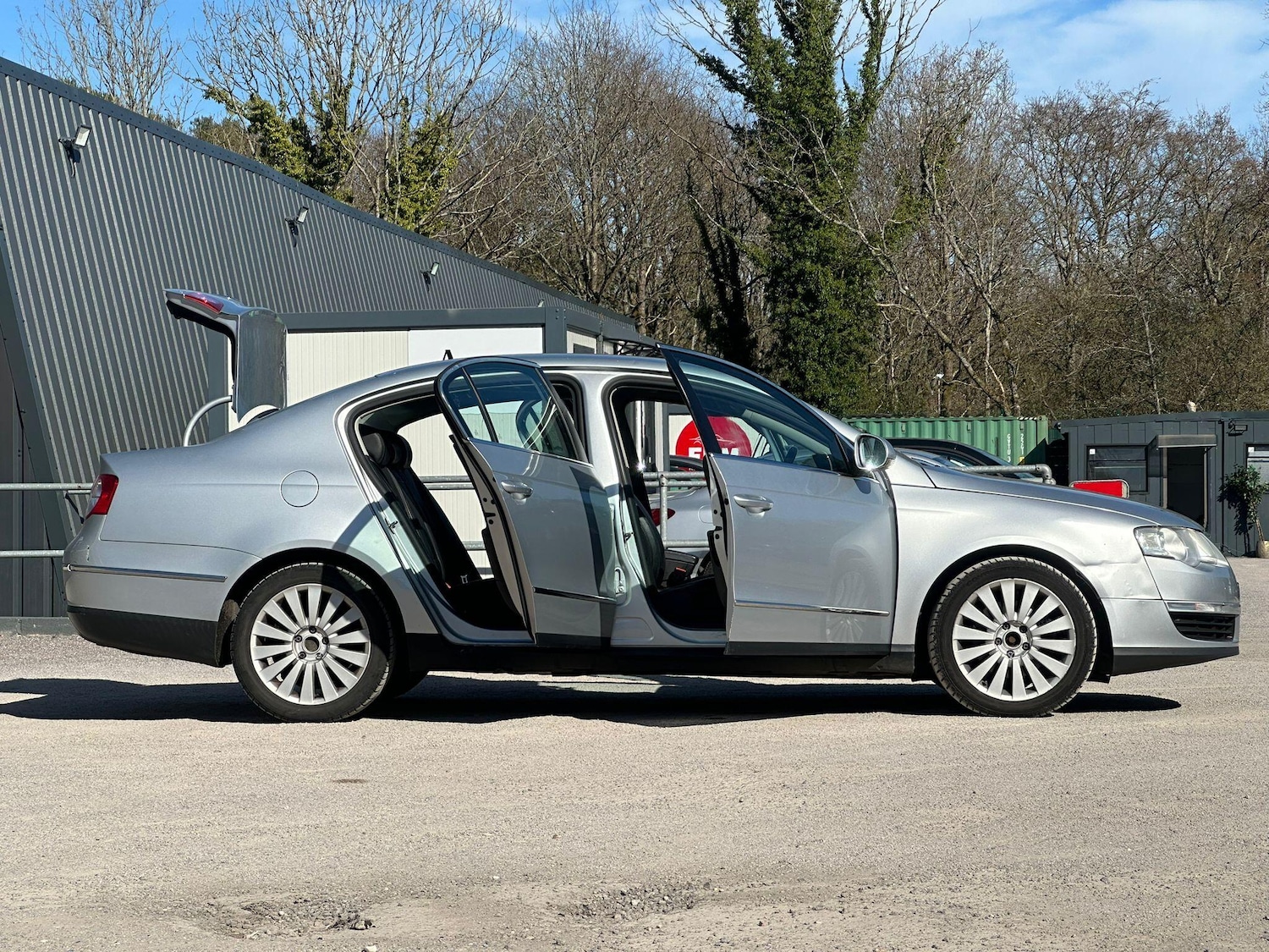 Used Volkswagen Passat 2010 for sale - 78185090: Photo 29