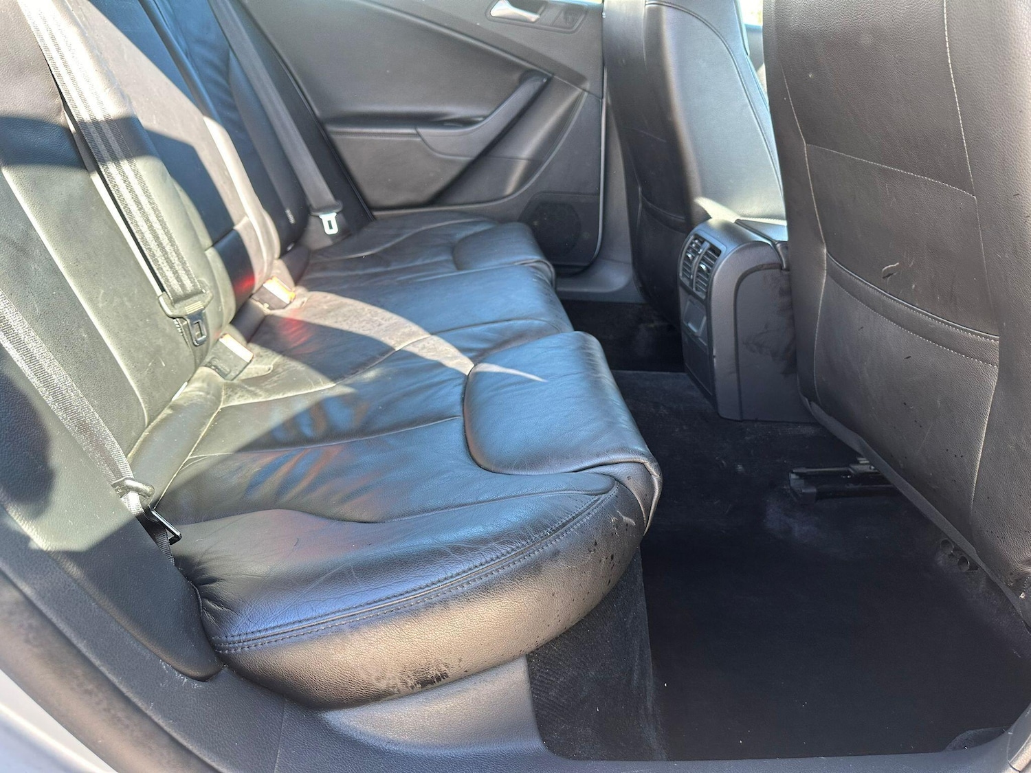 Used Volkswagen Passat 2010 for sale - 78185090: Photo 31