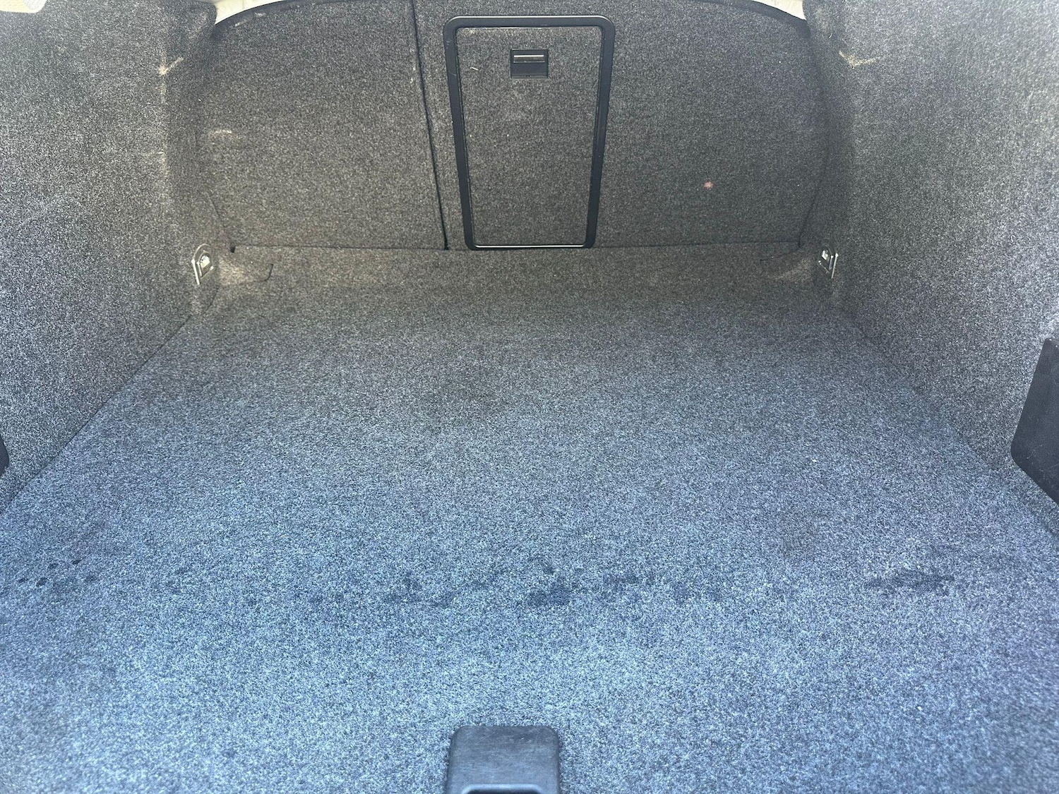 Used Volkswagen Passat 2010 for sale - 78185090: Photo 36