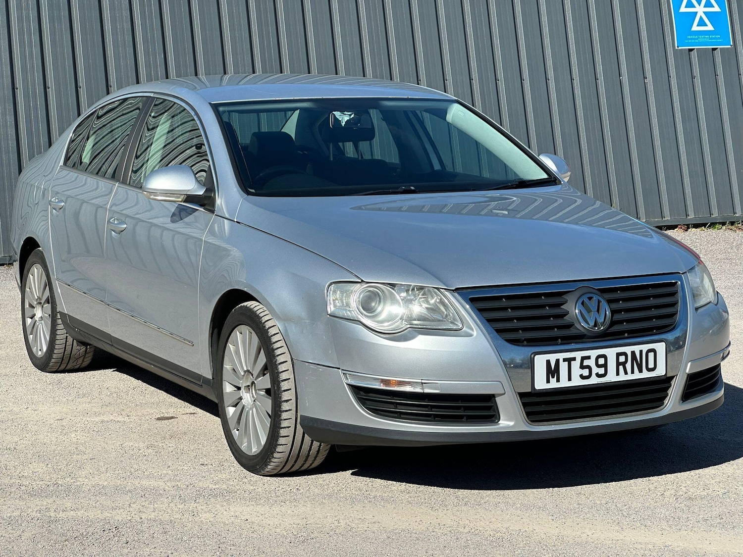 Used Volkswagen Passat 2010 for sale - 78185090: Photo 5