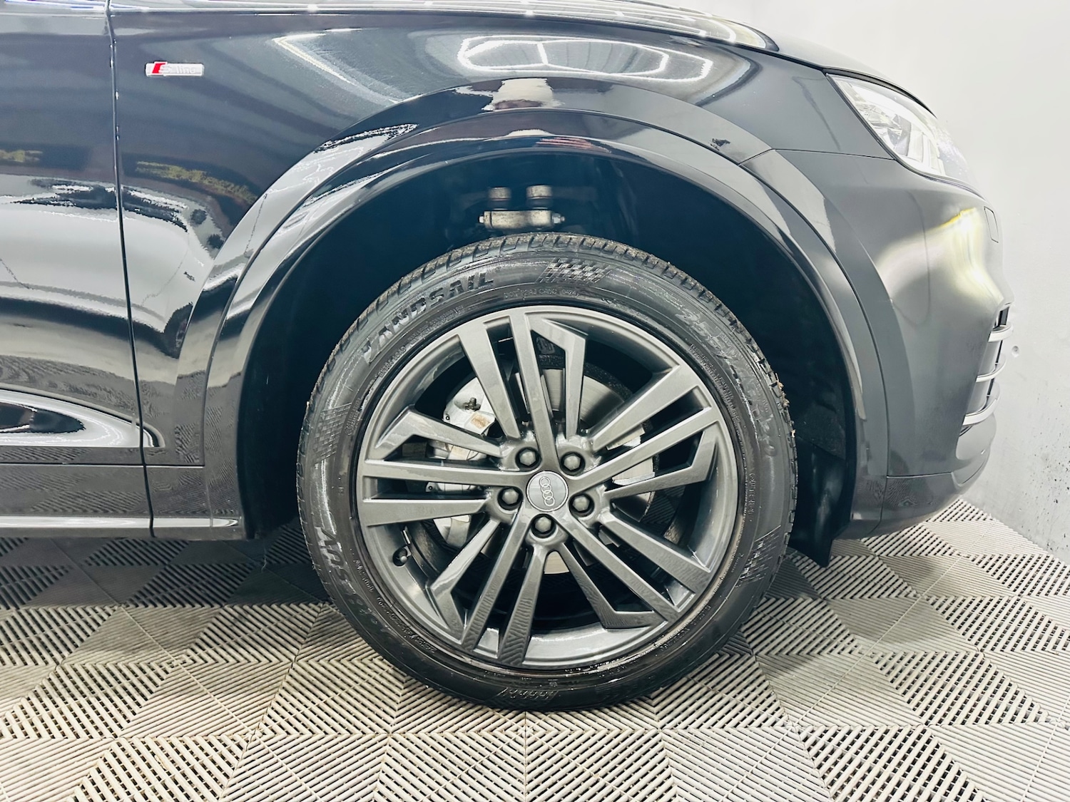 Used Audi Q5 2018 for sale - 77104719: Photo 24