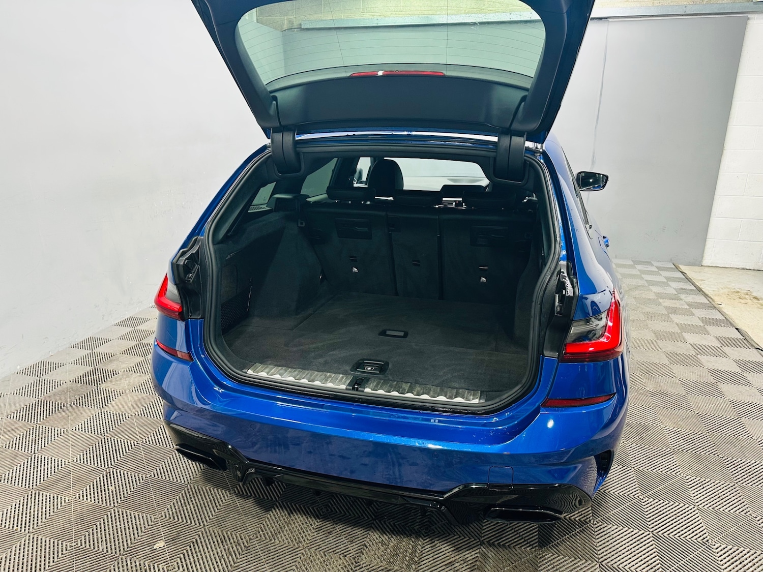 Used BMW 3 Series 2021 for sale - 74524744: Photo 23