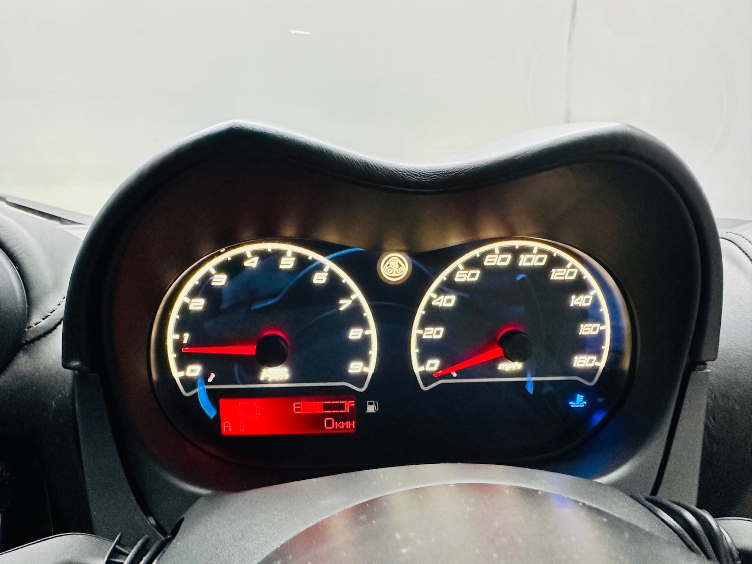 Used Lotus Exige 2016 for sale - 76735849: Photo 12