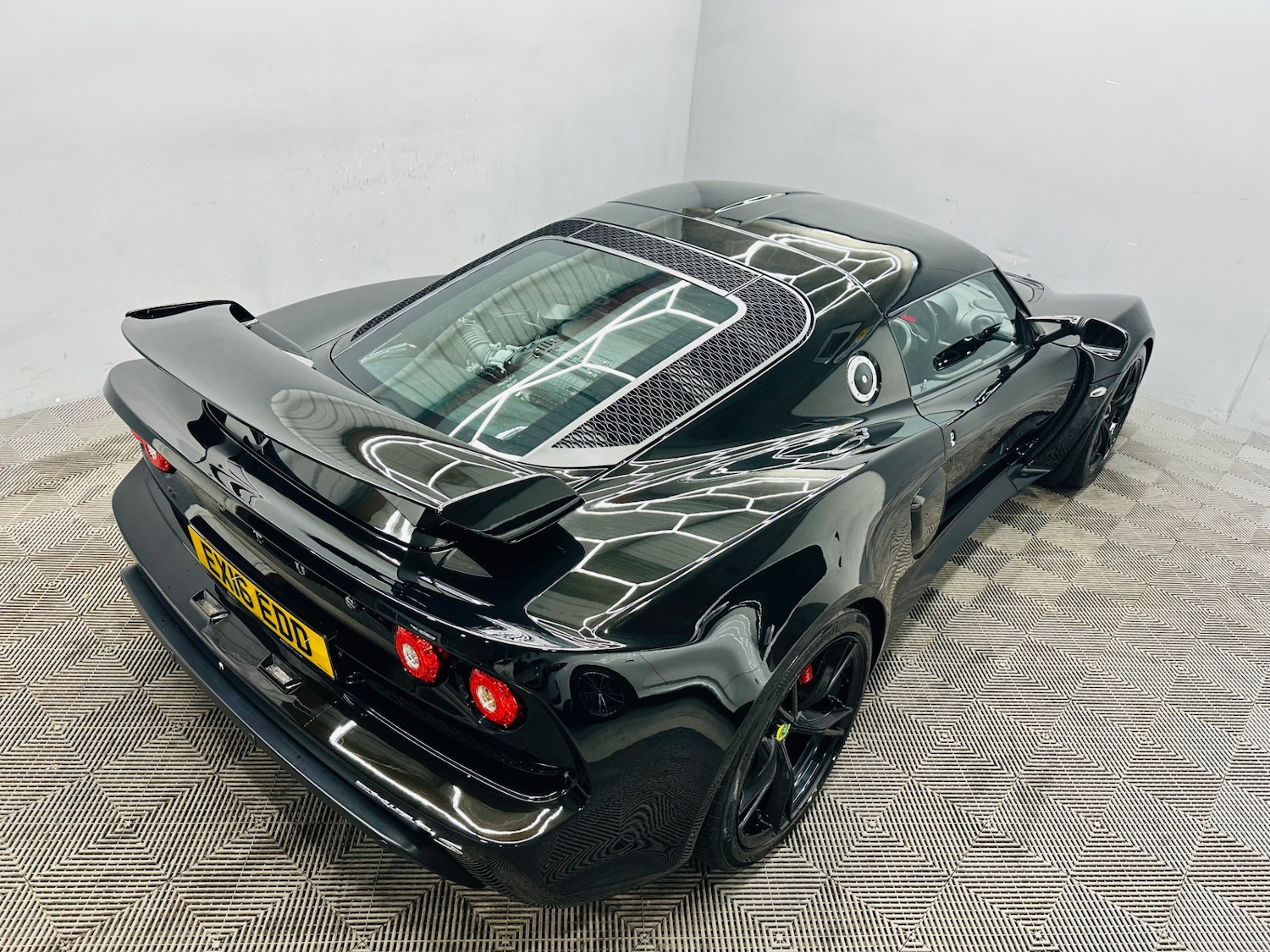 Used Lotus Exige 2016 for sale - 76735849: Photo 23