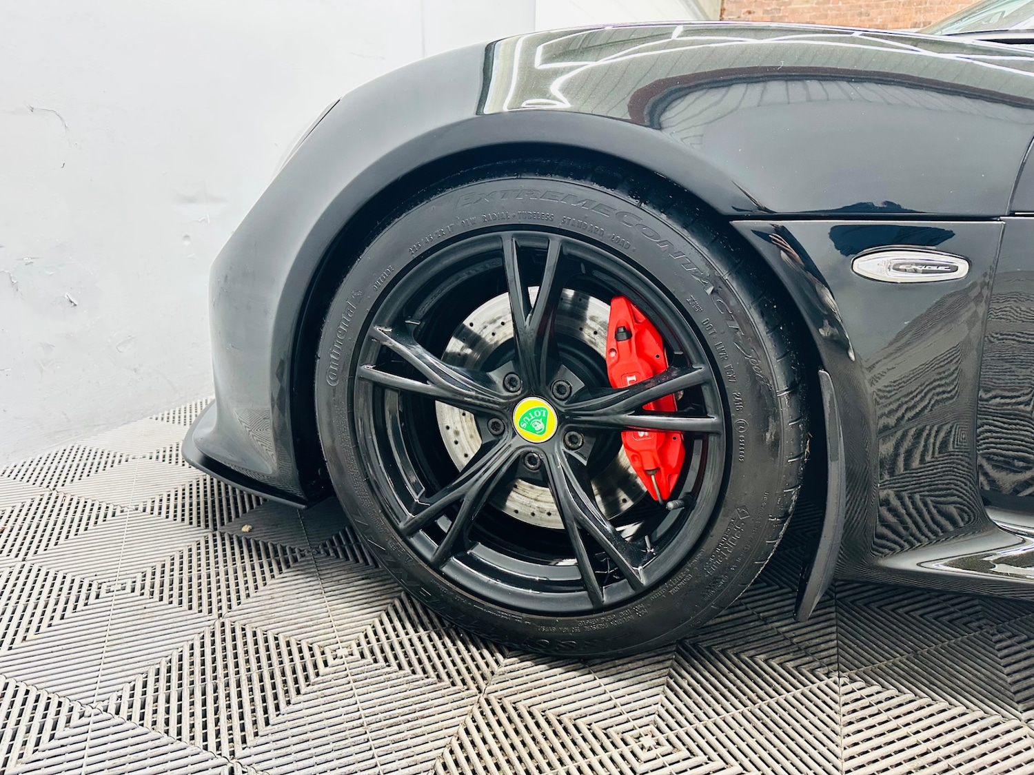 Used Lotus Exige 2016 for sale - 76735849: Photo 24